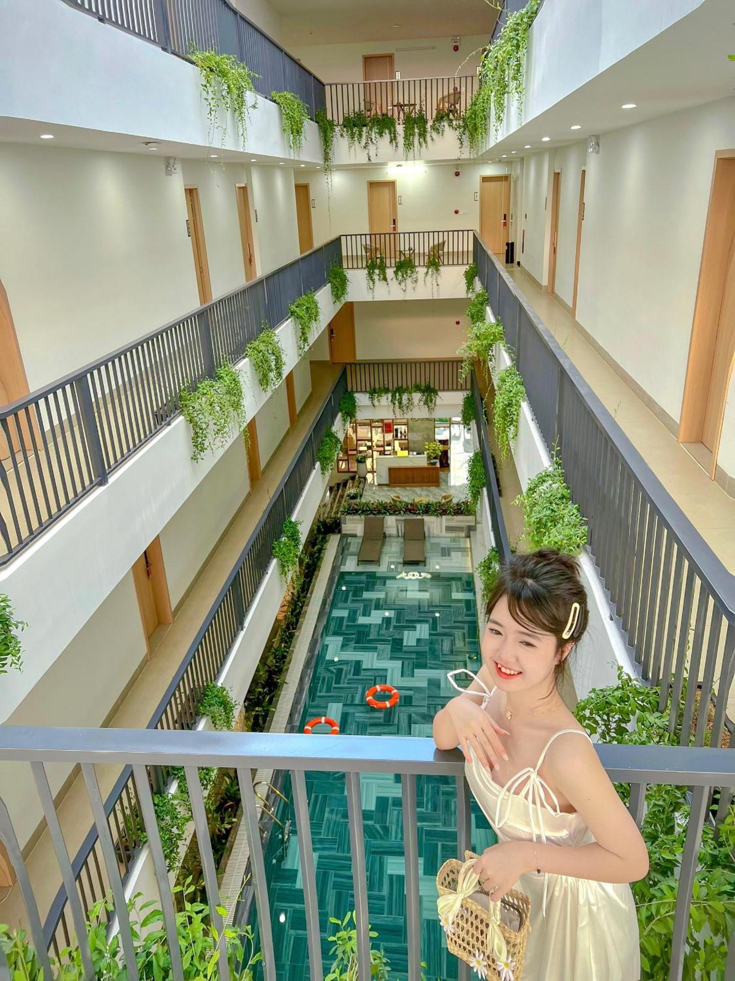 Diora Hotel Pleiku By Hos ภายนอก รูปภาพ
