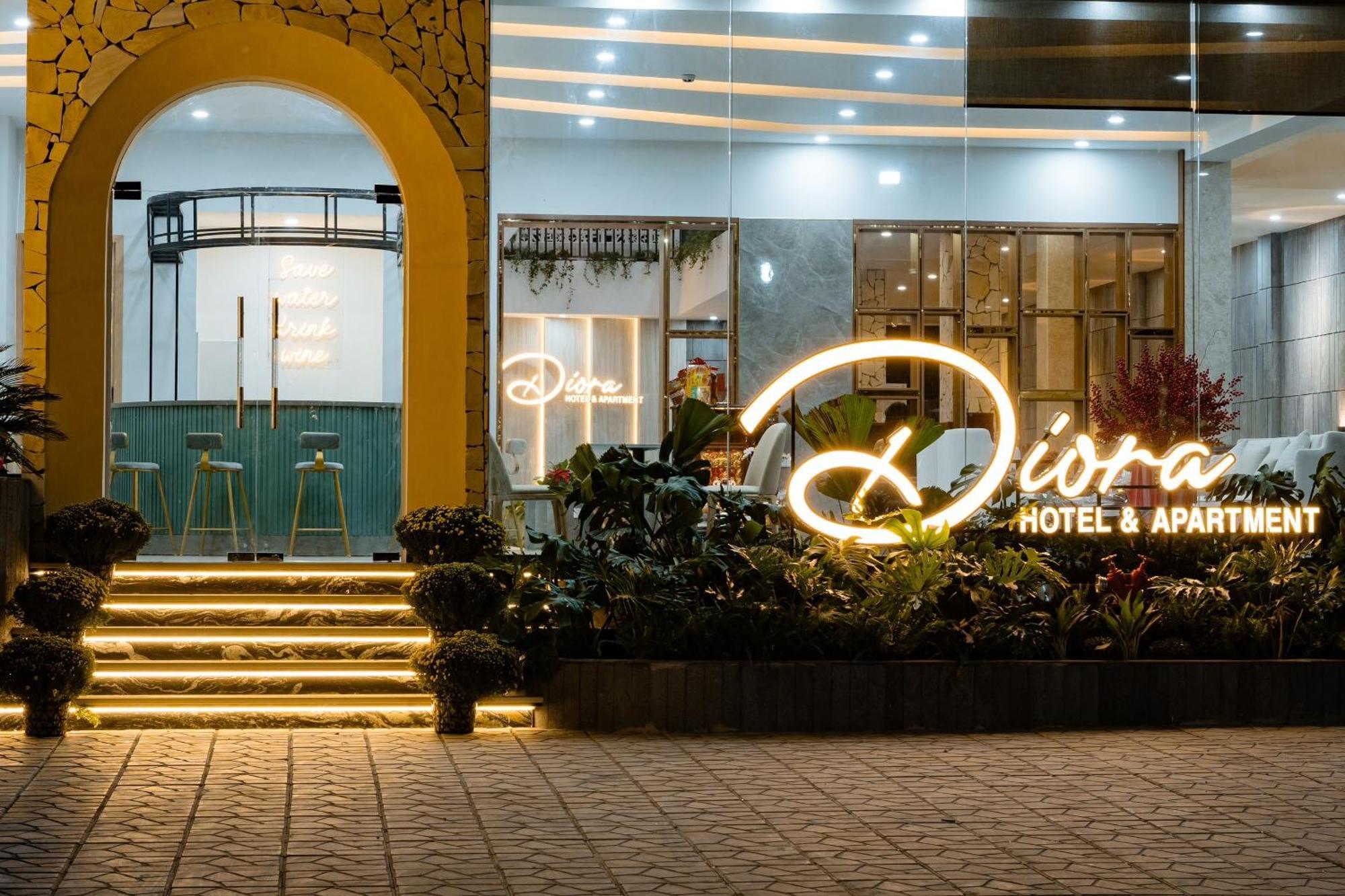 Diora Hotel Pleiku By Hos ภายนอก รูปภาพ