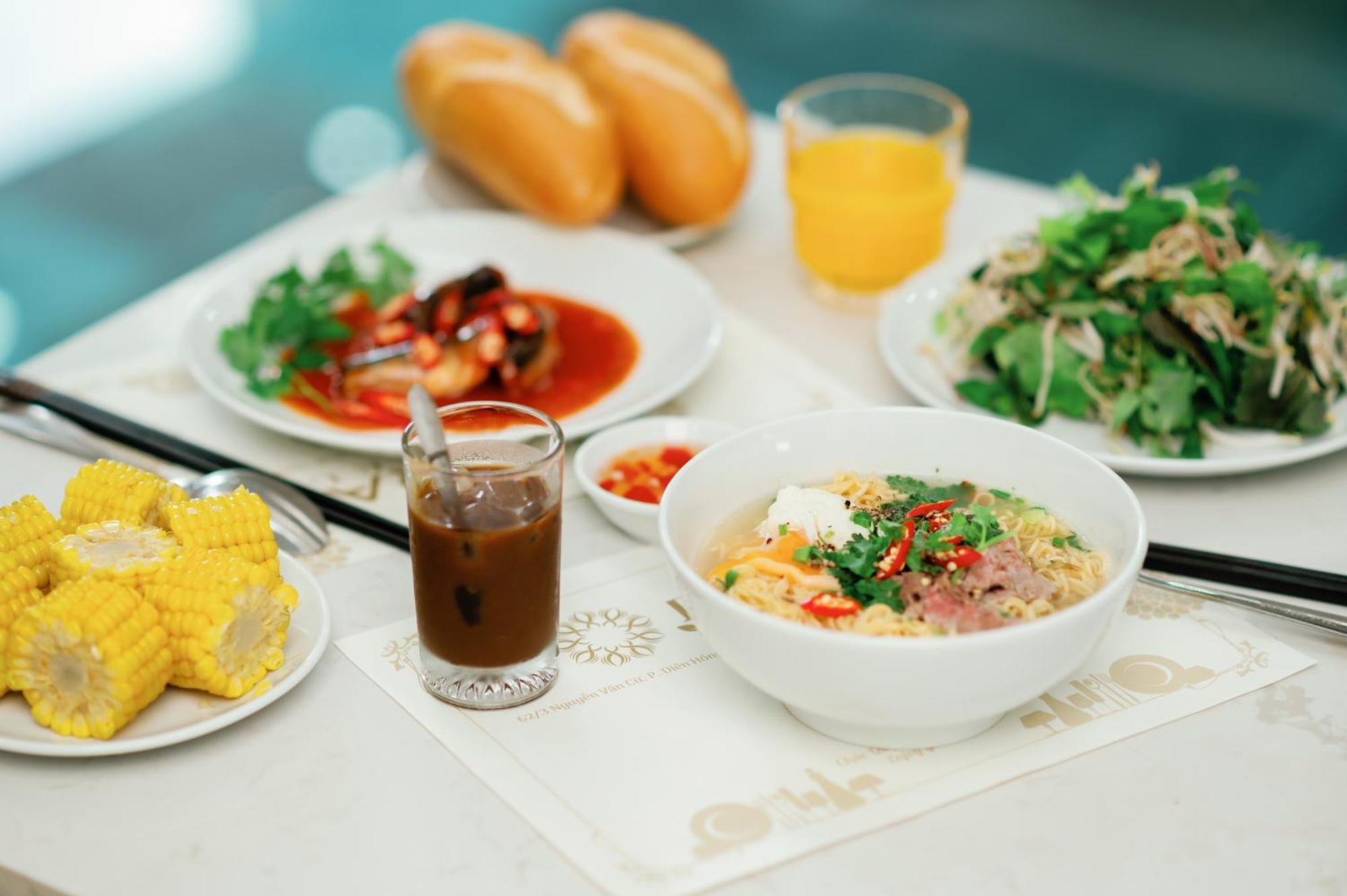 Diora Hotel Pleiku By Hos ภายนอก รูปภาพ